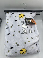 Peanuts Snoopy Halloween Ghosts Bats Throw Blanket 60x70 NWT