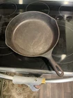 VINTAGE CAST IRON UNMARKED WAGNER SKILLET #10  11 3/4”  INCH SKILLET