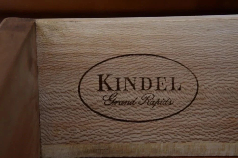 VTG Kindel French Provencial Cherry Server One Drawer And 2 Door Cabinet - Image 4 of 4