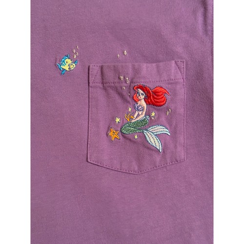 The Disney Store Little Mermaid Vintage Girls Embroidered Pocket Tee size 7/8 - Picture 3 of 4