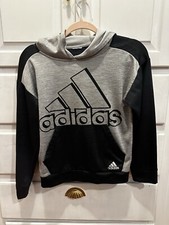 Adidas kids pullover hoodie No Size But Looks Like A Medium