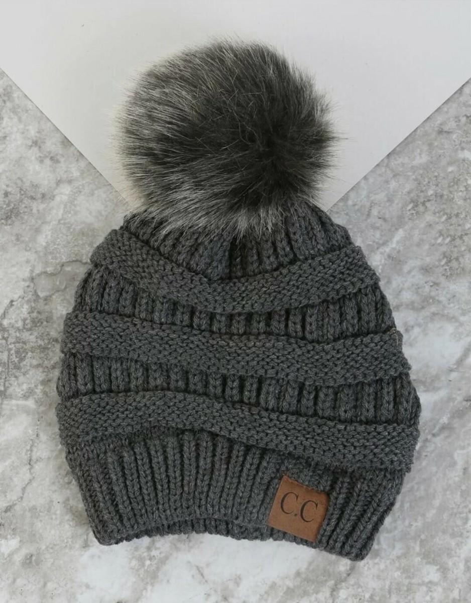 Women Winter Pompom Beanie Hat With Warm Fleece Lined