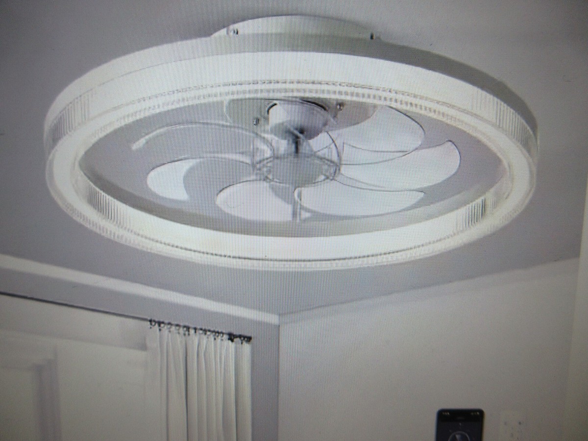Fannehonne 20 in. LED Indoor White Low Flush Mount Ceiling Fan