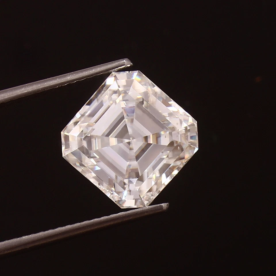 White D Color Moissanite Asscher Cut VVS1 Lab Created Diamond Gemstone 10x10 MM - Image 2 of 4
