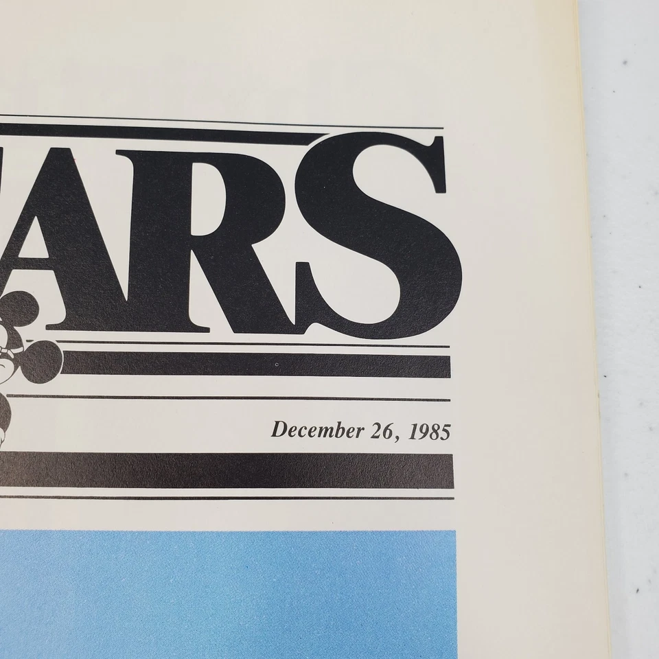 Disney Eyes & Ears Exclusivo Miembro del Elenco Diciembre 1985 Vacaciones de Navidad Fab 5 Foto 2 de 4