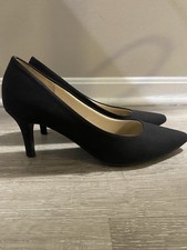 Women  s Black Size 9 Life Stride Soft System Heels Great Condition
