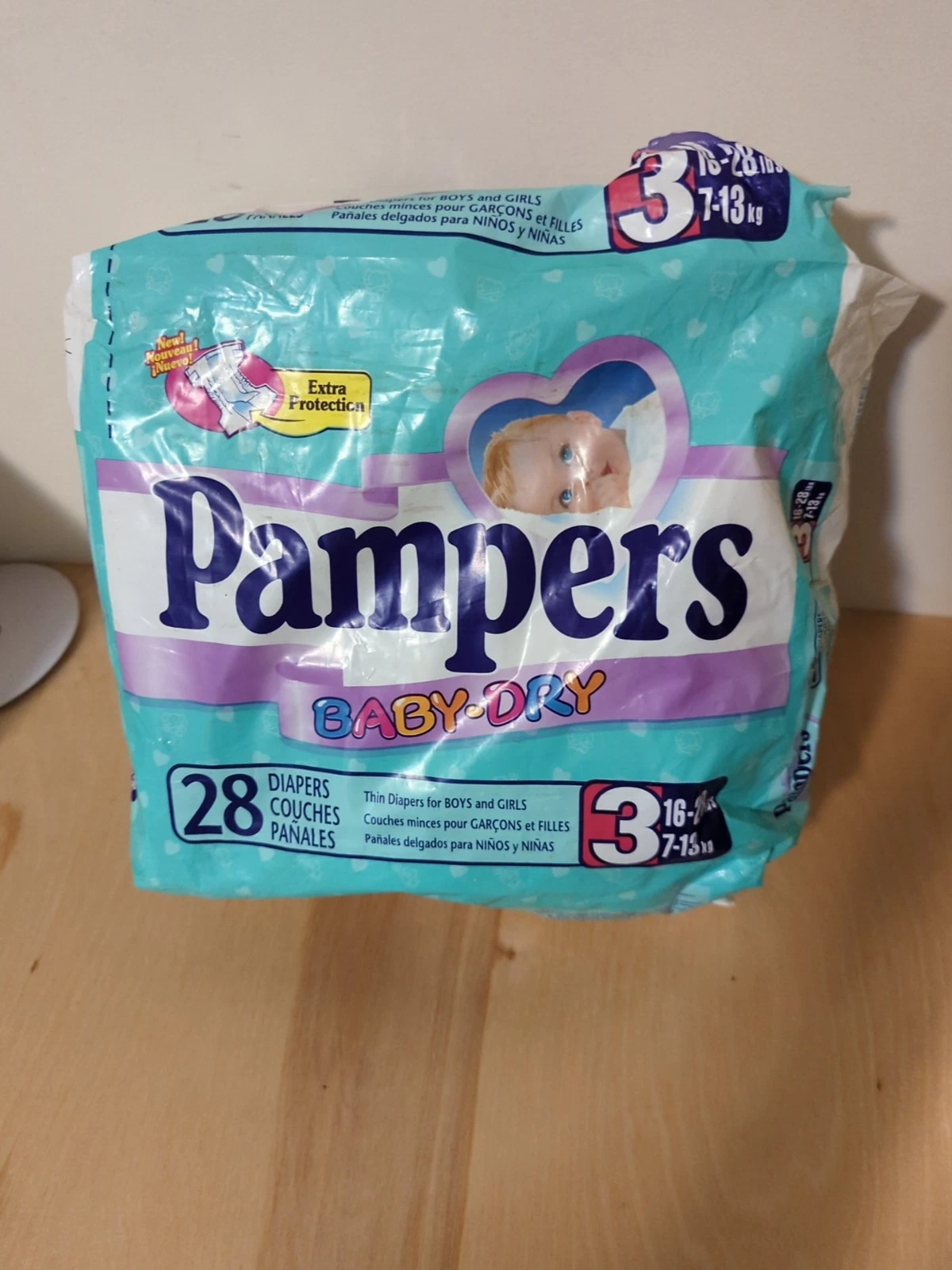 2 Vintage Pampers Baby Dry Plastic Diapers Size 3 from 1999!!