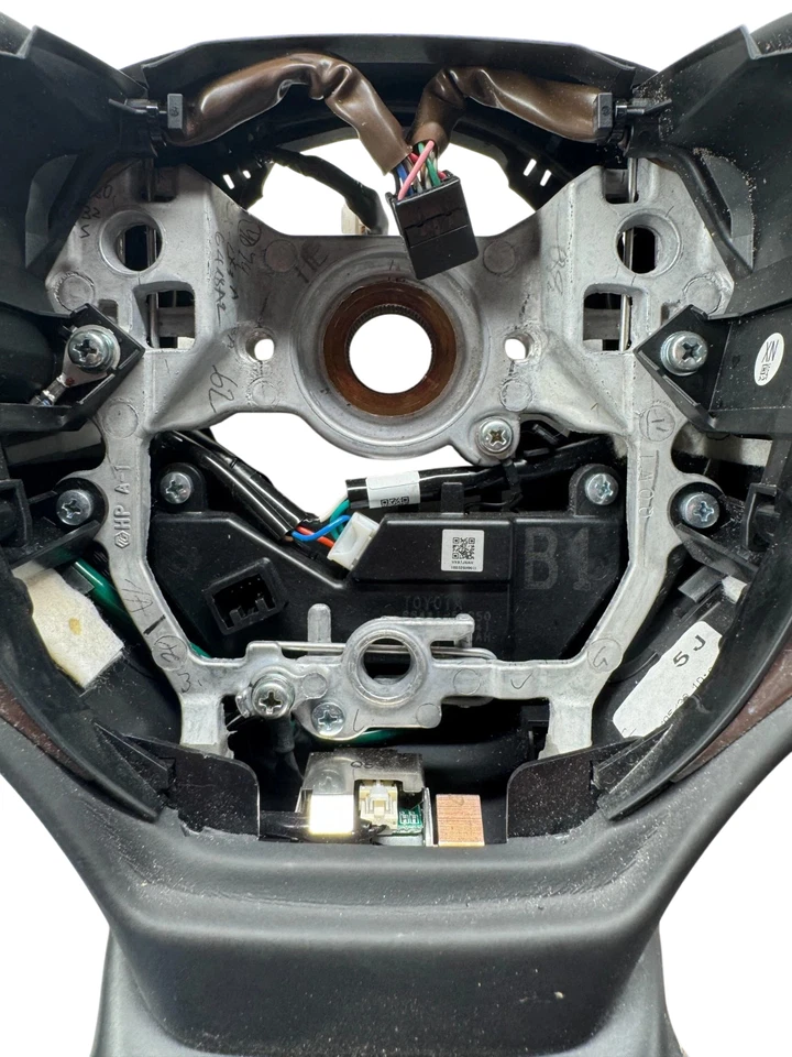 2018–2020 Lexus LS500 Steering Wheel Premium Leather Wood Black Genuine OEM - Image 4 of 4