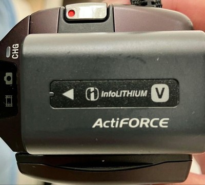 SONY HDR-CX590 video camera with battery included | eBay