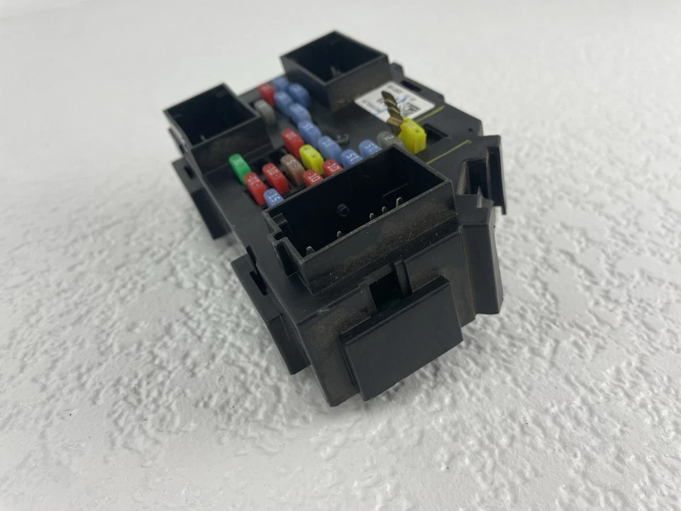 2007 GMC Sierra 1500 Junction Block Assembly OEM#: ZN25789102_01 — 第 4/4 张图片