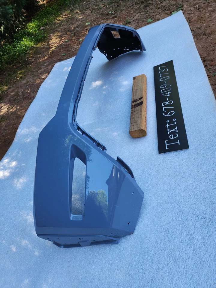 2021-2024 NISSAN FRONTIER FRONT BUMPER COVER OEM 62025-9BU0H  NO SHIPPING  - Image 3 of 4