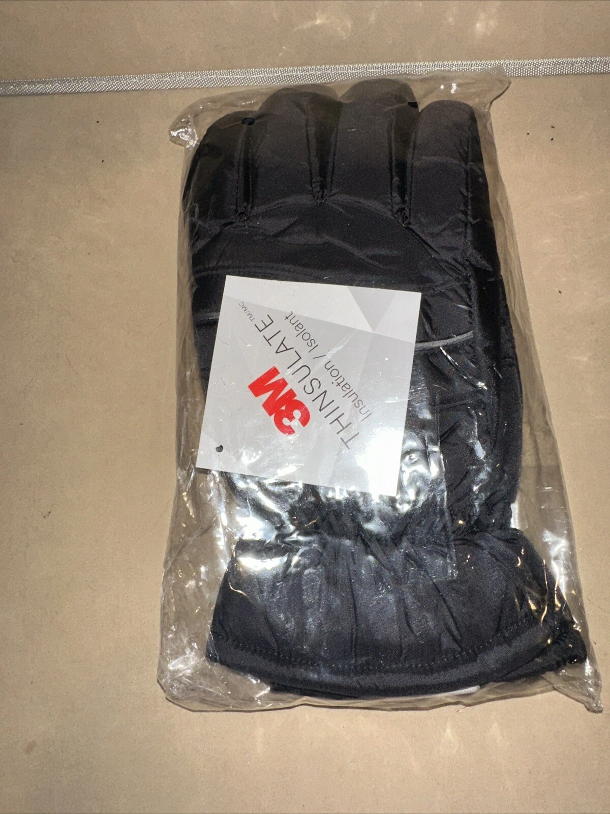 3M Thinsulate Men's Size M Medium Black Winter Ski Snow Gloves New!
Opens in a new window or tab