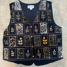Dress Barn Wearable Art Vest Size 1X Black Animal Print Embroidered Granny Core