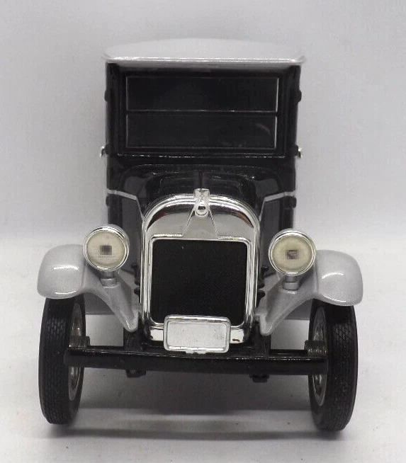 ERTL Collectibles 1926 Graham Panel Van Delivery Die Cast Metal Vehicle - Image 2 of 4