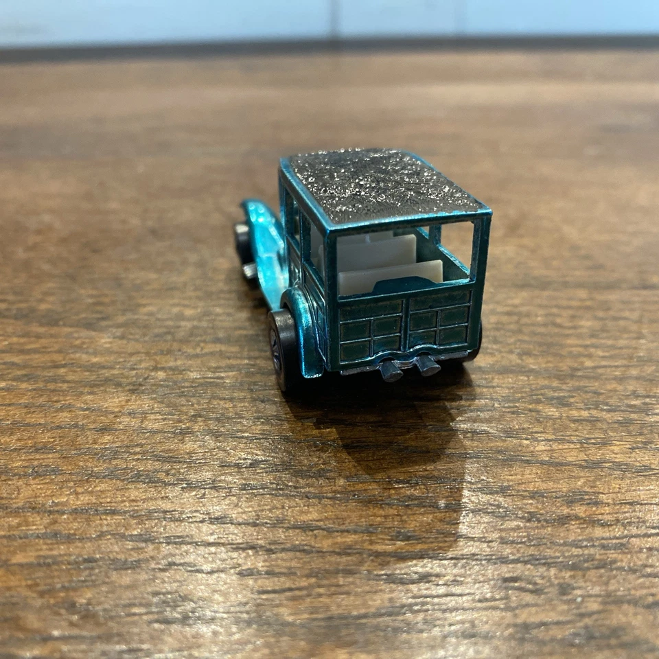 Hotwheels Redline 1968 Classic 31 Ford Woody Textured Roof VNM #551 - Image 3 of 4