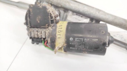 8D1955113 vorne Scheibenwischermotor Teilenummer 0390241117 Audi  DE1818335-29