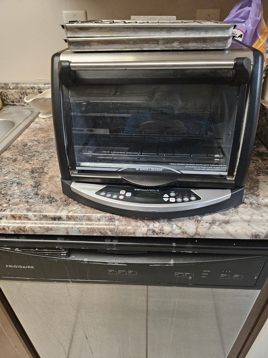 Black Decker Infrawave Speed Cooker Countertop Oven