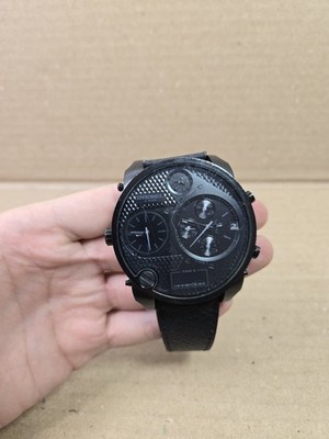Diesel Men's Blackout Oversize Watch DZ-7193 Black Leather Band Untested No Bat