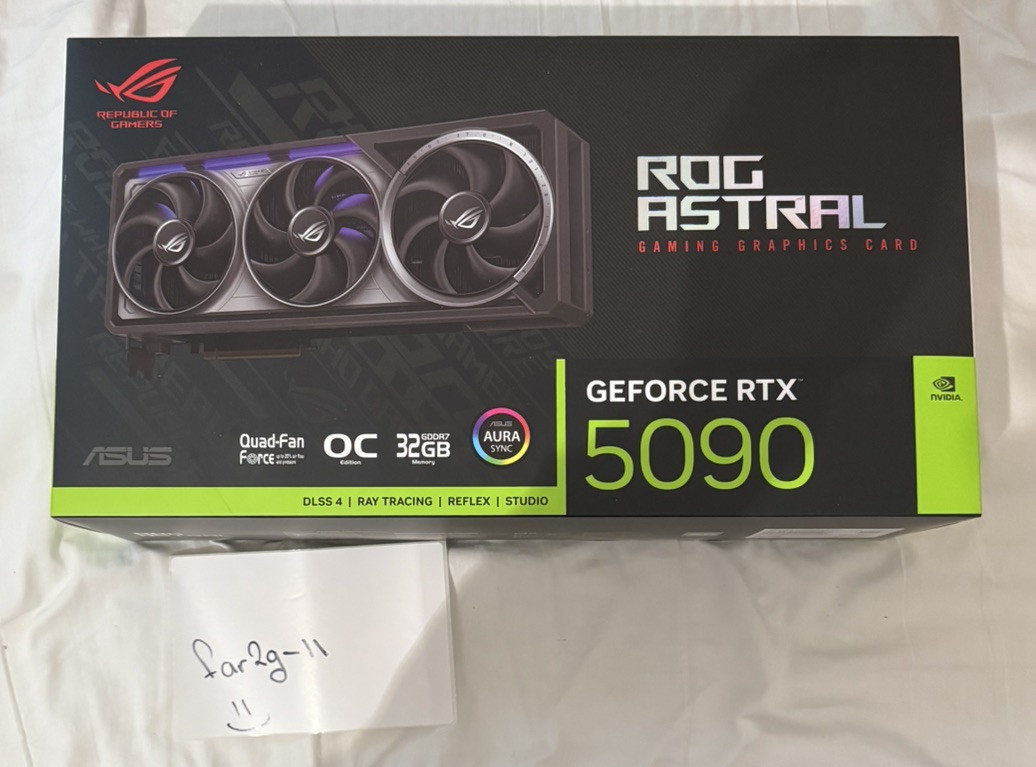ASUS ROG Astral GeForce RTX 5090 OC Edition Gaming 32GB ASUS ROG Astral GeForce RTX 5090 OC Edition Gaming 32GB