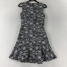 Diane von Furstenberg Jaelyn Dress Womens Size 4 Black White Fit & Flare Ruffle