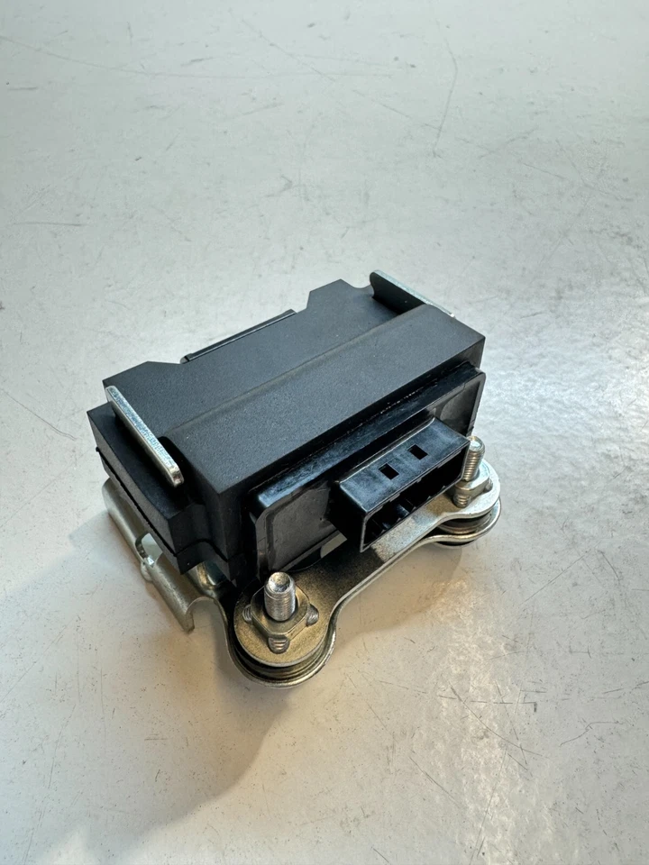 Kawasaki Z900 ZR900 2020 - 2023 Wegfahrsperrenverstärker Antennenmodul B00162020 - Bild 4 von 4