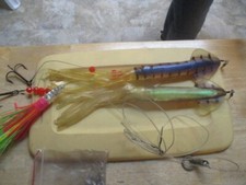 Ocean or salt water fishing lures swivels excreta in good used condition