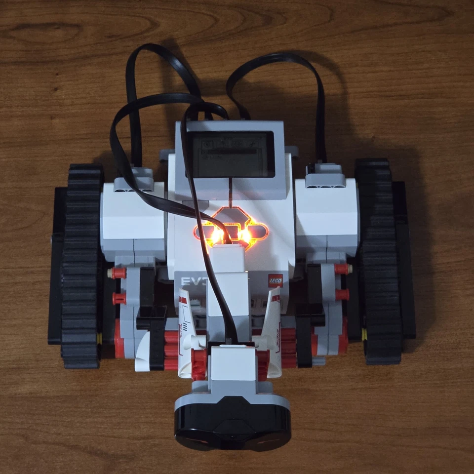 LEGO Mindstorm EV3 Robot Intelligent Brick Large Servo Motors Set - Image 2 of 4