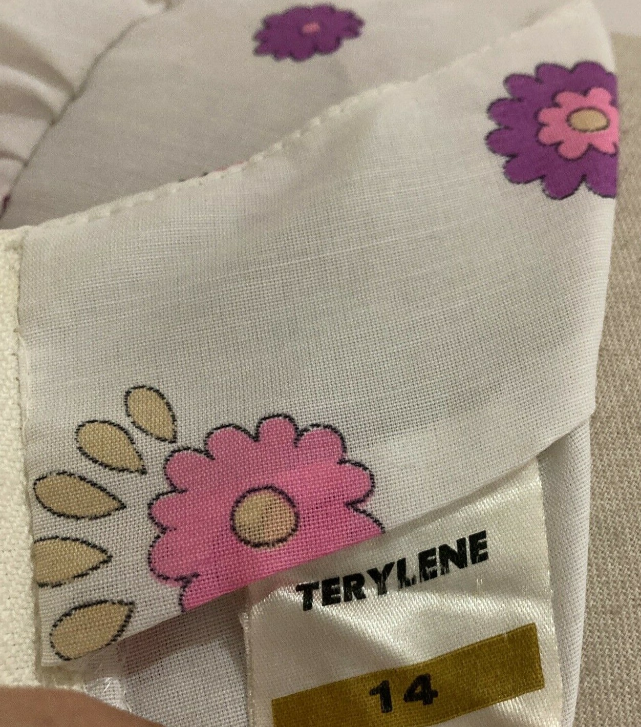 1970s Vintage Dress with Floral/Tree Print, Vintage Size 14 UK 9