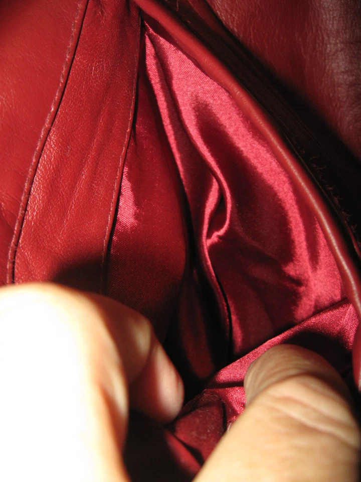 W@W! Very Nice Excelled Woman's Real Red Leather Coat Sz 3XL  V-F+ to Excellent - Image 4 of 4