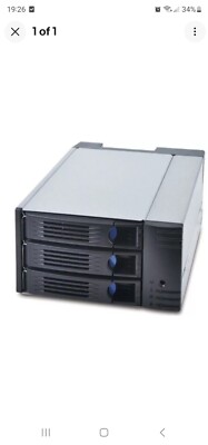Chenbro SK32303 Storage Kit 12G Backplane Hot Swap 3-in2 3,5'' HDD SSD in 2x5,25''