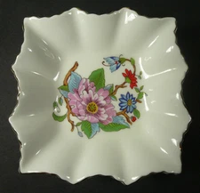 Aynsley Bone China PEMBROKE 4" Square Sweet Meat Dish Gold Edge England