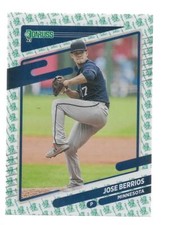2021 Donruss Statue of Liberty #164 Jose Berrios short print variation