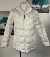 Obermeyer  Winter women’s down jacket size medium great condition