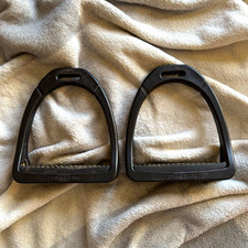 Compositi Profile Black English Stirrups Pair
