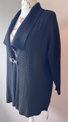 Neu mit Etikett Damen schwarze Langarm Strickjacke von Roman Größe 20