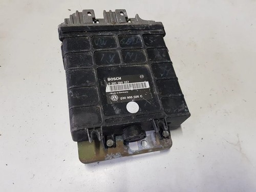 VW GOLF III 1H1 Motorsteuergerät ECU 0261200257 1.80 Petrol 110kw 1991 34009157