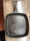 Wagner Ware Unmarked Cast Iron “D” Square Skillet 9.5"  Vintage USA Clean Flat