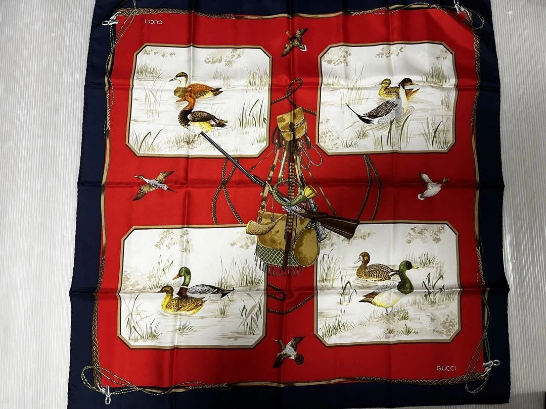 Foulard GUCCI sauvagine