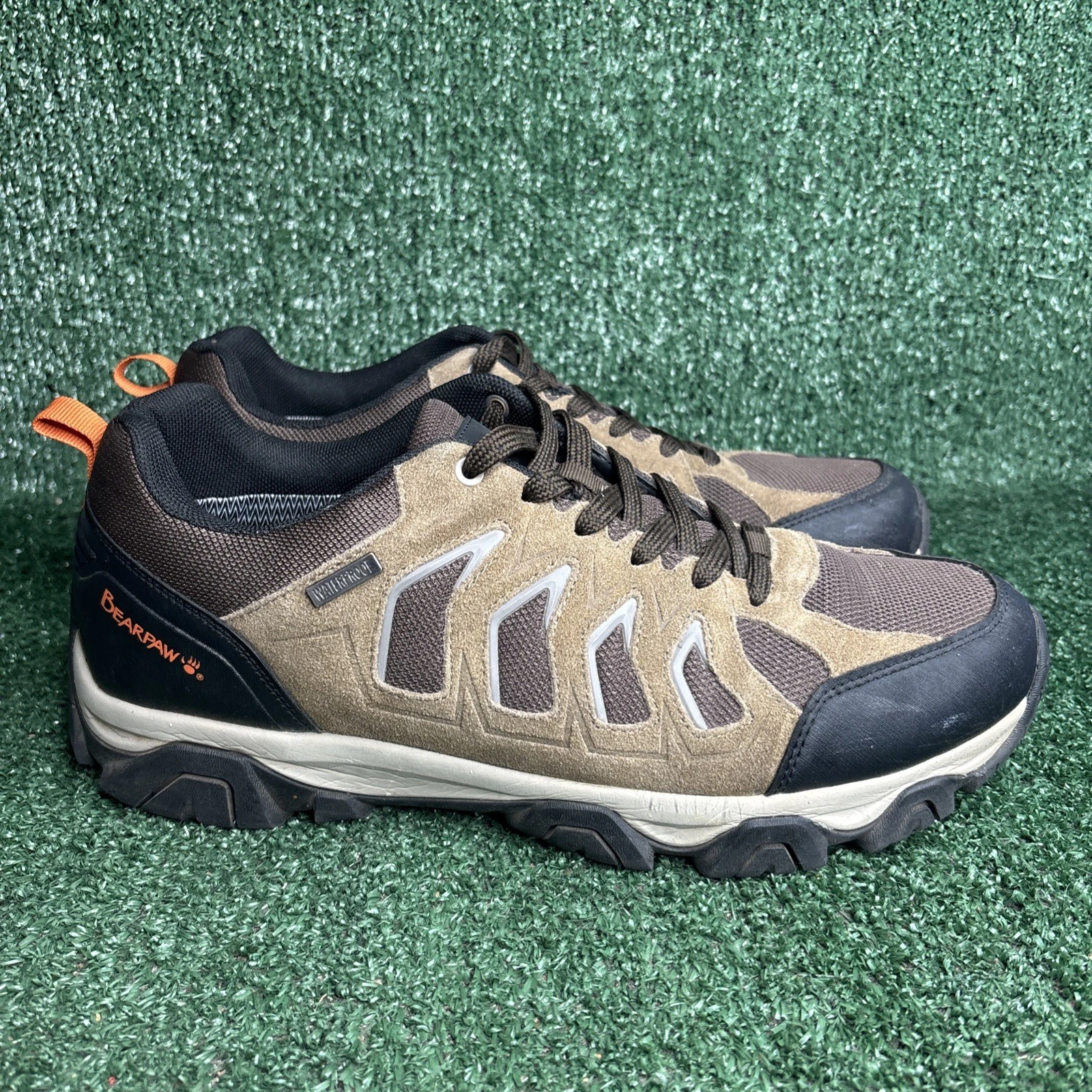 Bearpaw Granite WP Low Hiking Shoes Men’s Size 11 Brown Suede Trail Waterproof