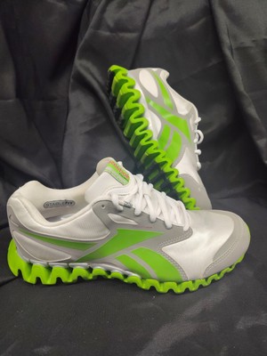 WOMENS REEBOK ZIGNANO SHOES SZ 8 