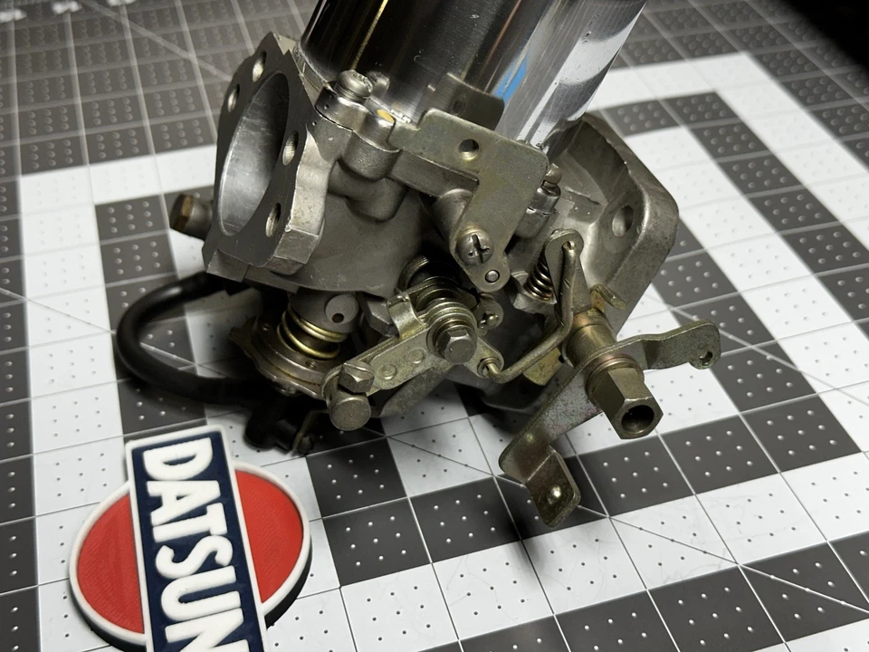 1972 Datsun 240z Hitachi HJG46W Round Top SU Front Carburetor 3 Screw - Image 2 of 4