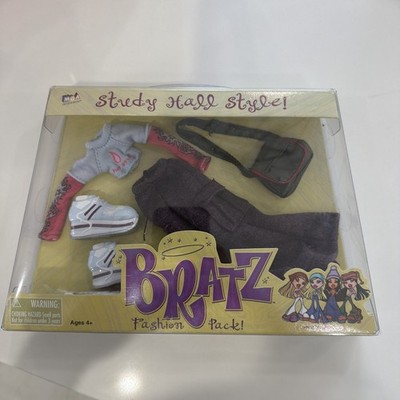 BRATZ DOLL FASHION PACK 2001 