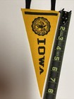 1940’s Iowa Hawkeyes Big 10 University Madison Mini Pennant 3.75x8.5  Des Moines — photo 2