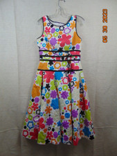 Liz Claiborne 8 Cottagecore Floral Sleeveless Scoop Neck Fitted Waist Line Dress
