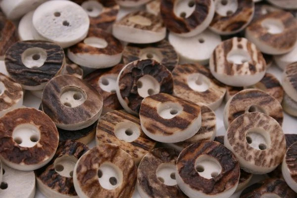 klassische echt Hirschhorn Knöpfe 2-Loch Knöpfe (6 Stück) - Bild 2 von 4