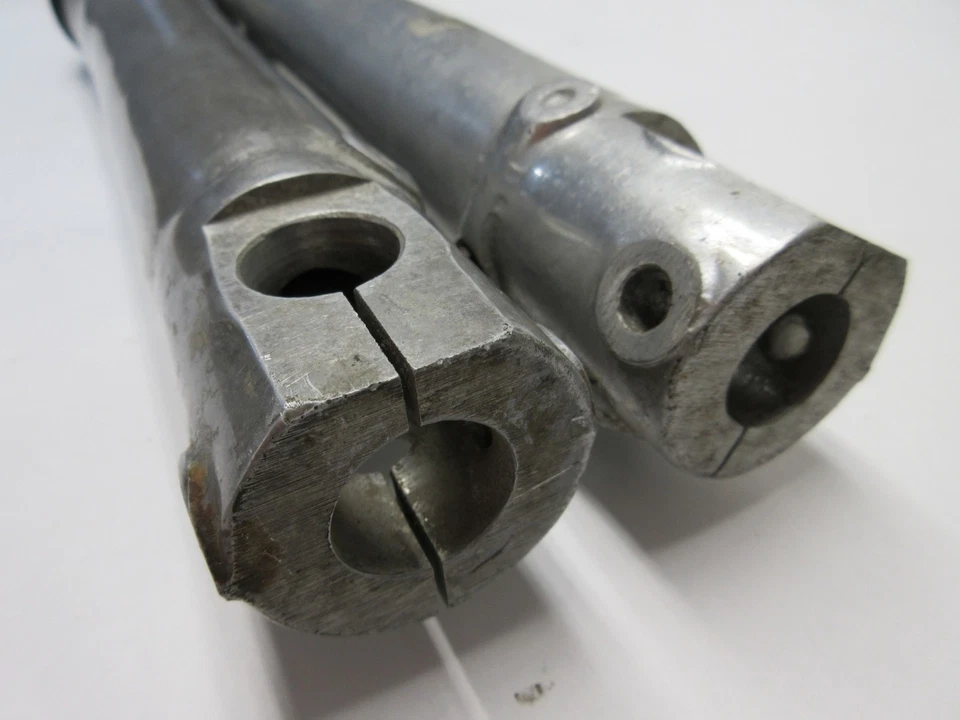 1972 OSSA FRONT WHEEL FORKS 35MM SINGLE TAB - Image 2 of 4