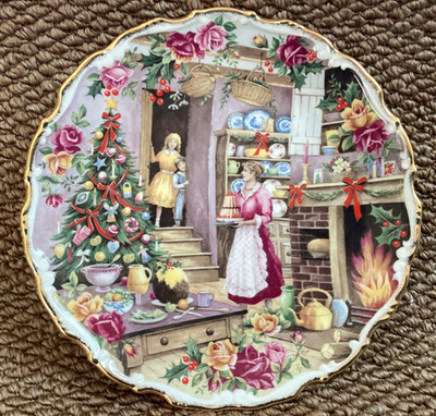 ROYAL ALBERT OLD COUNTRY ROSES ~ WEIHNACHTSLECKEREIEN ~ FRED ERRILL DEKOTELLER