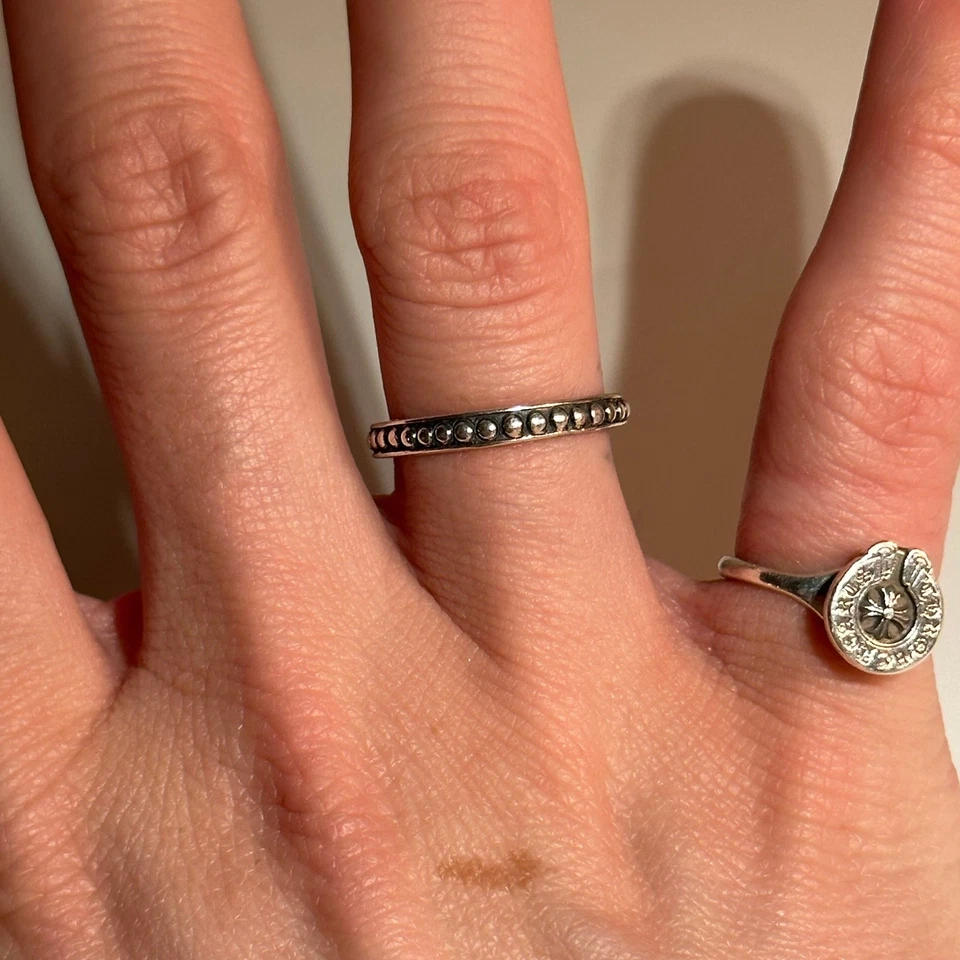 Vintage Silpada 925 Sterling Silver Stacker Ring, Size 7 - Image 3 of 4