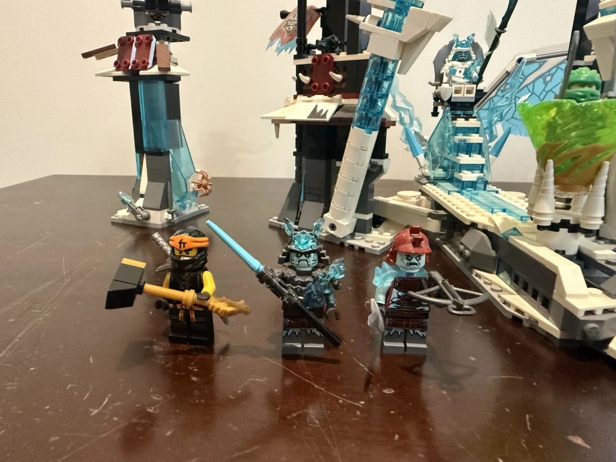 Lego Castle of the Forsaken Emperor 70678 Ninjago 100% Complete