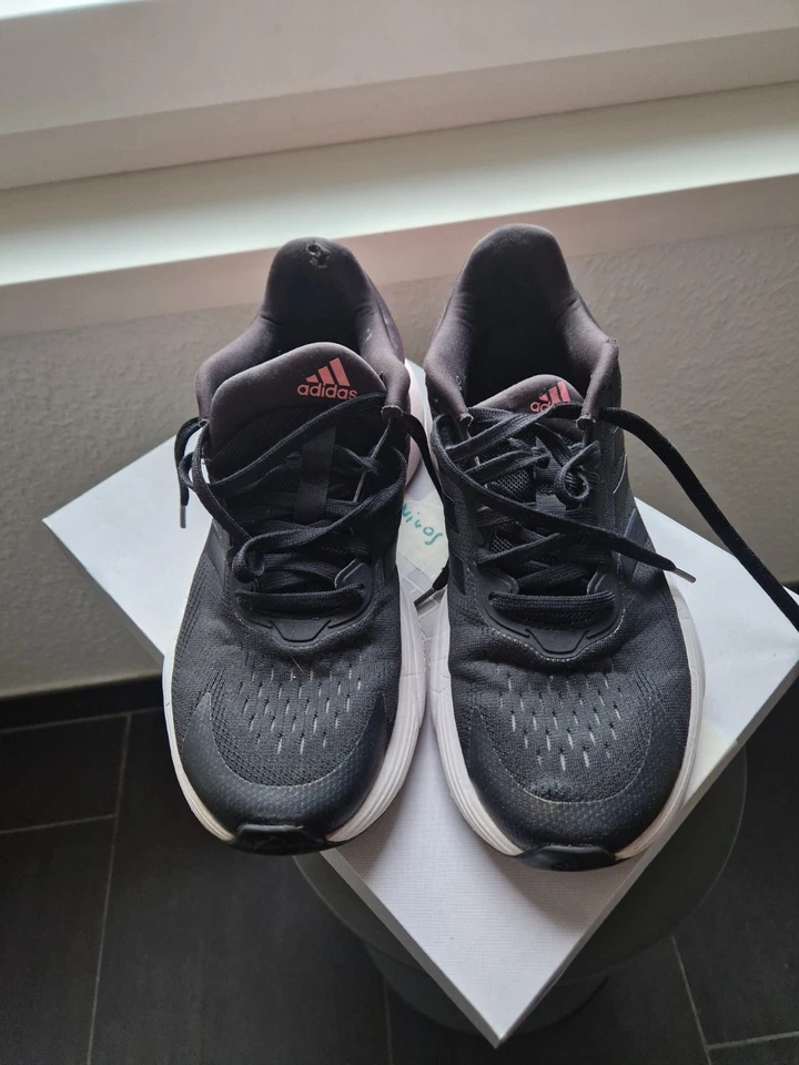 Response Super 3.0 Damen Laufschuhe Gr 41,5 - Bild 2 von 4